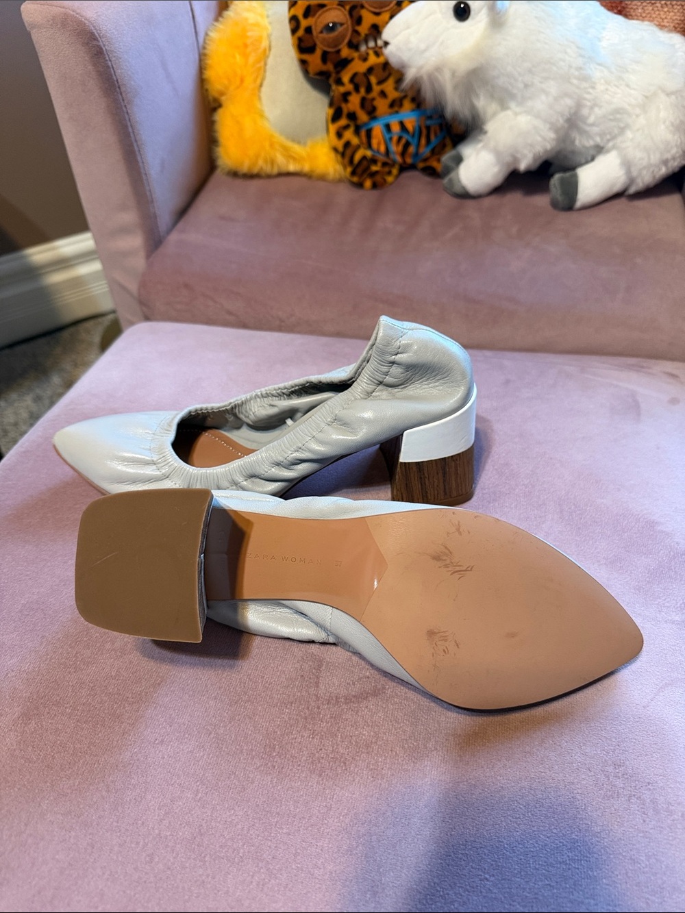 Zara Light Gray Pointed Block Heel Pumps